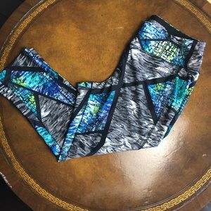 Avia workout pant multicolor never worn